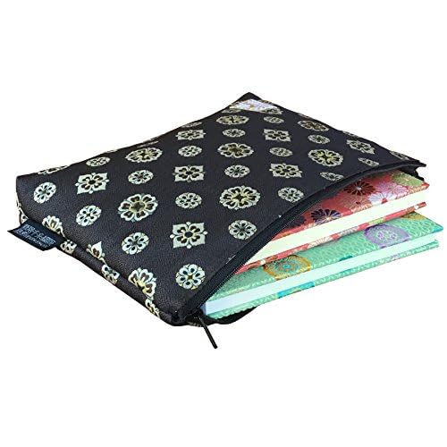 千糸繍院 Brocade zipper pouch, lined with Nishijin brocade, size M. (Shosohanabishimon)