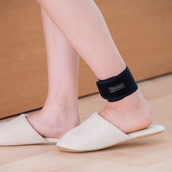 [Australia] - Phiten Metax Wrist and Ankle Wrap – Permeated with Aqua-Metals for Sports, Exercise, Workouts, Daily Wear for Men and Women - Pair, Black, One Size Fits Most 