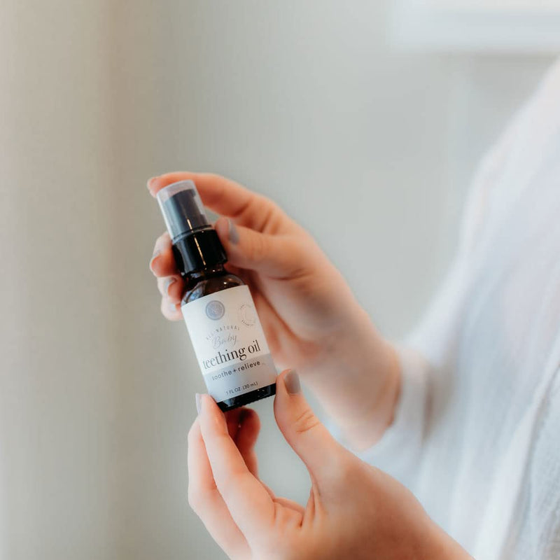 [Australia] - Rowe Casa Organics Baby Teething Oil | Naturally Relieving and Soothing to Help Ease Discomfort That Comes with Teething | Chamomile and Copaiba Blend 