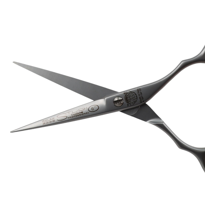 [Australia] - Kiepe 2233 Studio Techno Professional hairdressing scissors with Relax Ergonomic Design, micro-serrated blades, wide precision blades made of carbon-chromo stainless steel, 6 inches 6'' 