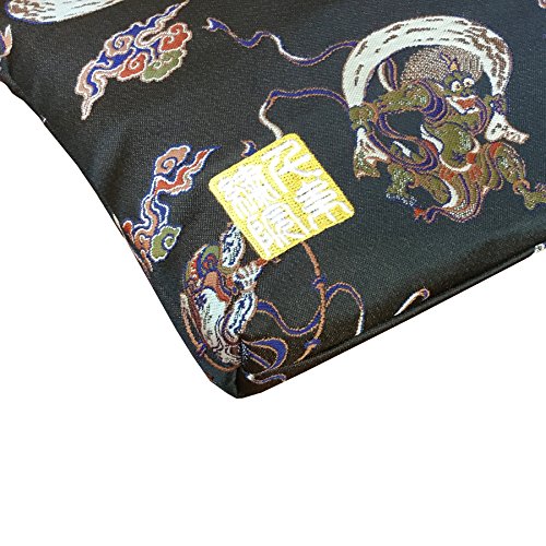 千糸繍院 Brocade zipper pouch, lined with Nishijin brocade, size M. Shikkokufujinraijin