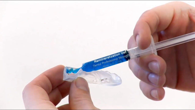 [Australia] - 4 Syringes Remineralization Gel with 4 Custom Teeth Trays - Strengthens Teeth Enamel - Reduces Teeth Sensitivity - Remineralizes and Desensitizes Teeth - Great for After Teeth Whitening 