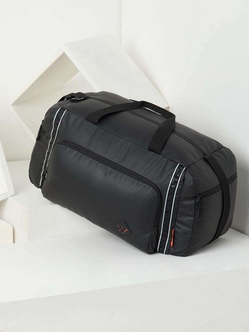 Wildcraft Dark Edition 25 L Duffle Bag for Men & Women Multiple Pockets, Adjustable traps Travel, Gym & ports Bag S Dark Black