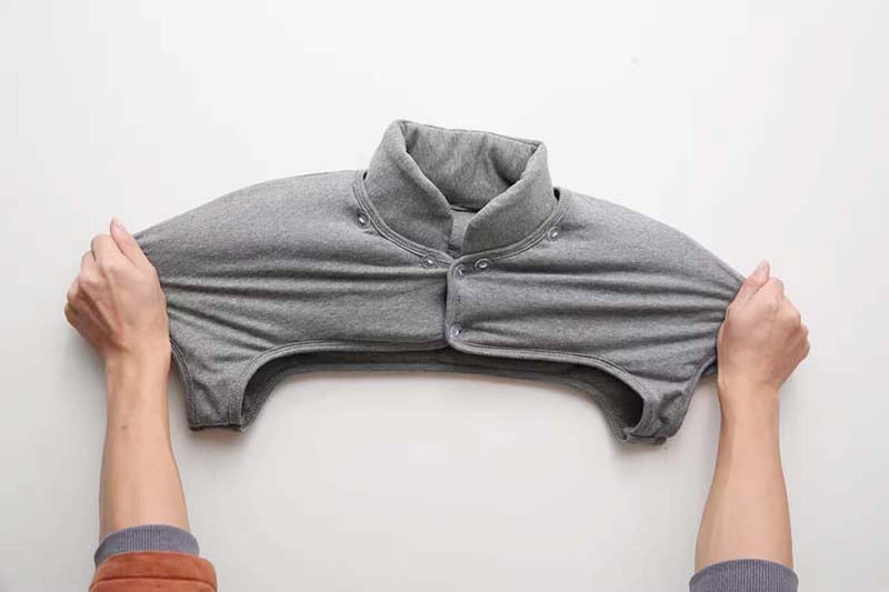 Men Thicken Shoulder Warmer, Pads Neck Shoulder Vest Cover Sleeveless Jacket Shoulder Warmers Wrap for Winter, Grey