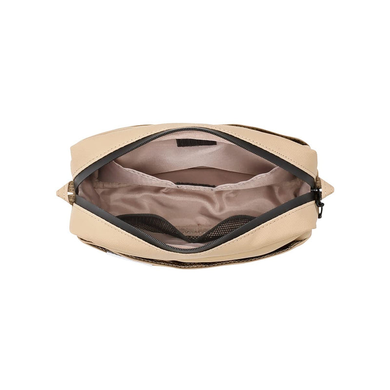 Delfonics Water Repellent Inner Carrying Case: 7-1/2 in. x 5-1/2 in. (Beige) / small