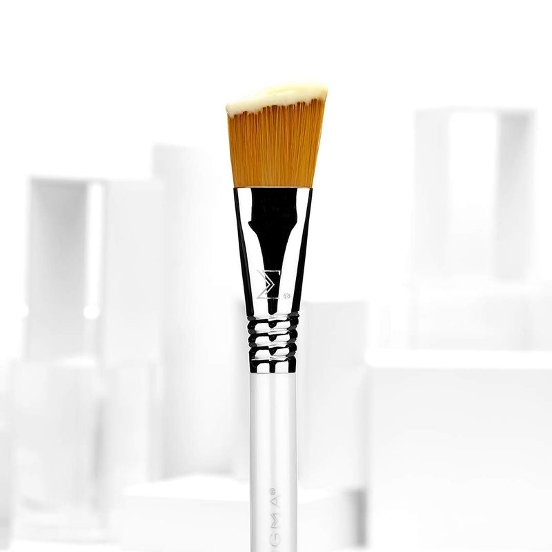 Sigma Beauty S05 Moisturizer Skincare Brush – Skincare Tool for Applying Skincare Products to Face and Skin, Face Moisturizer Brush for Creams and Lotions (1 Pc) S05 Moisturizer Brush
