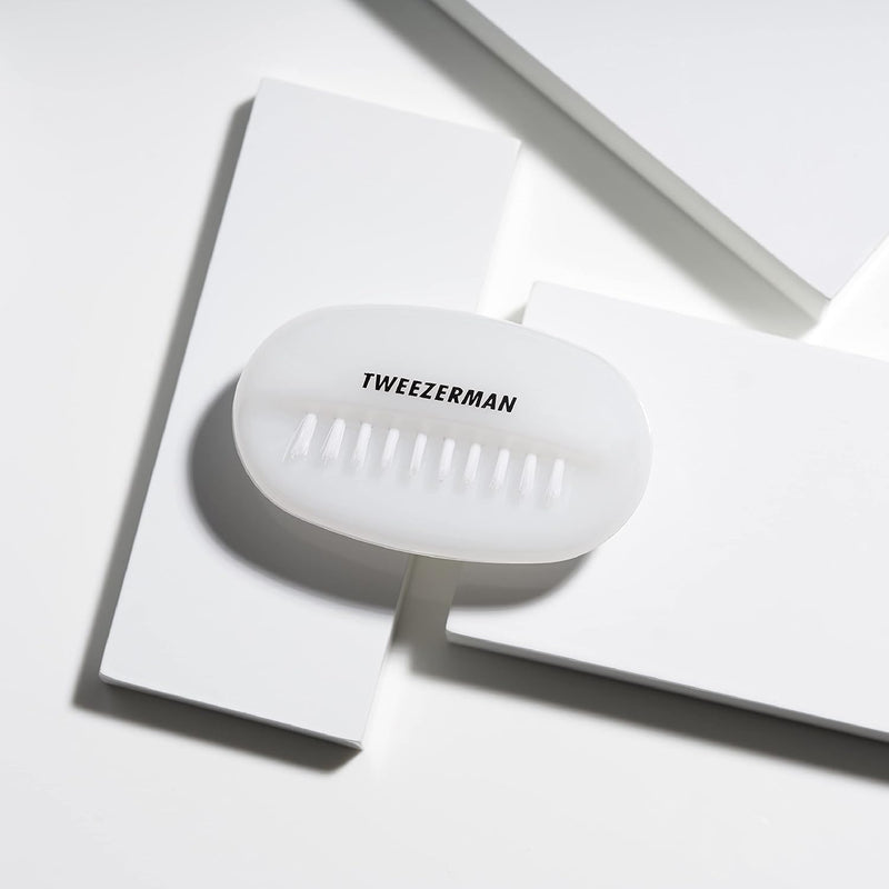 [Australia] - TWEEZERMAN Dual nail brush with two bristles, cleaning brush for hands, strong and robust, white nail brush 