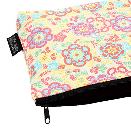 千糸繍院 Brocade zipper pouch, lined with Nishijin brocade, size M. (Remonsaika)