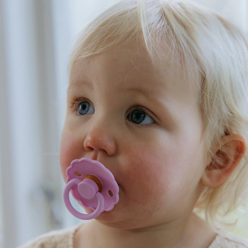 [Australia] - FRIGG Natural Rubber Baby Pacifier 4-Pack Rosy Romance | Made in Denmark | BPA-Free (6-18 Months) Size 2 
