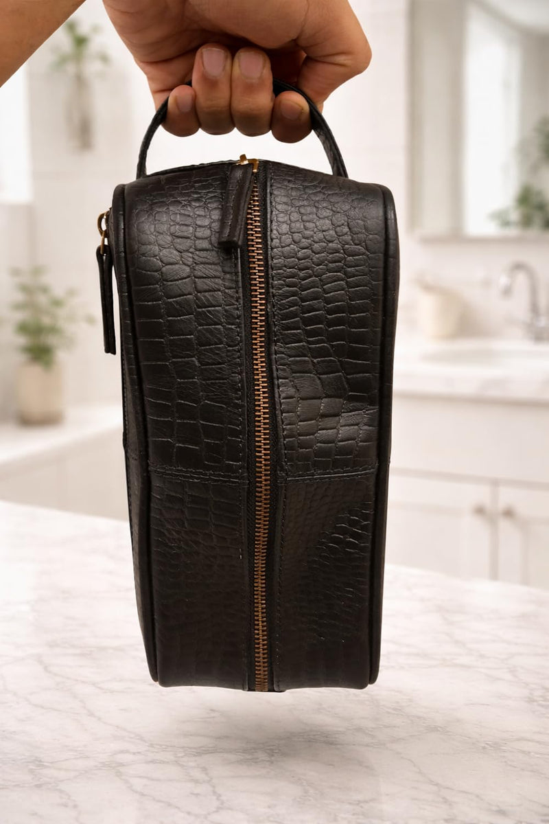 Men's Toiletry Bag, Travel Toiletry Bag for Men, Large Leather Dopp Kit for Men, Shaving Bag for Travel Accessories, LargeMens Toiletries Bathroom Organizer, Shaving kit, Dopp kit(Black)