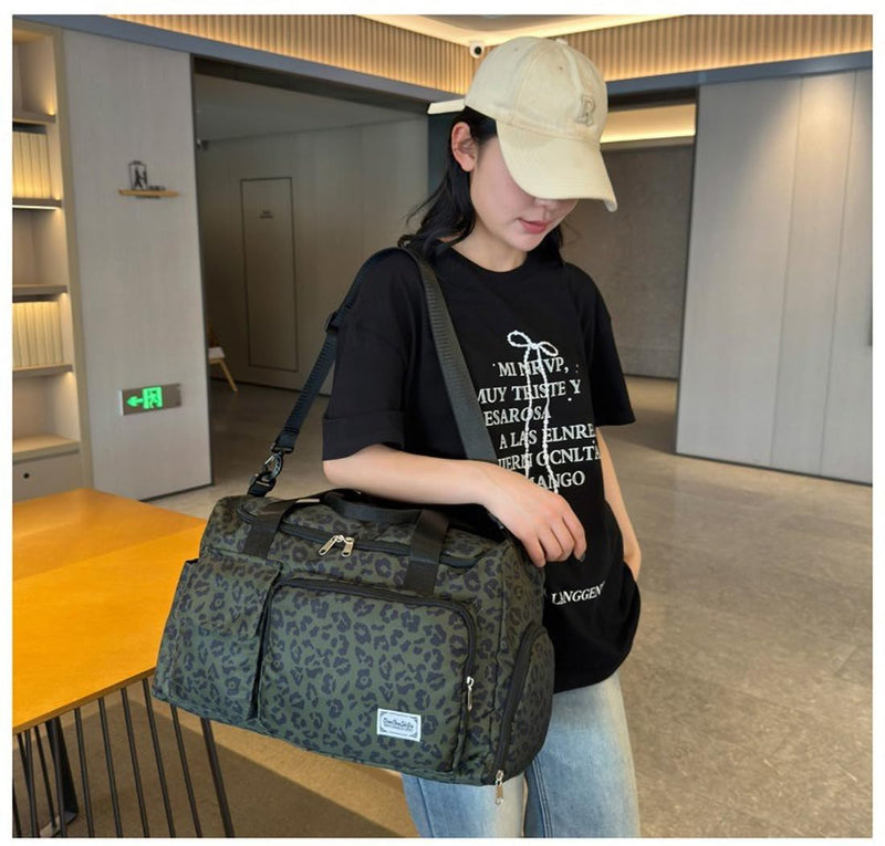 Leopard Duffle Bag Women Weekender Bag Overnight Bags for Women Travel Sport Duffle Gym Bag-Green Leopard Green Leopard