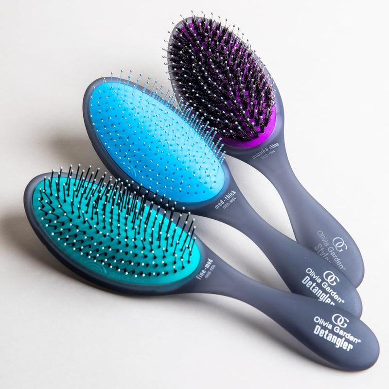 [Australia] - Olivia Garden OG Brush Detangler, removable cushion, scalp hugging massages the scalp, for wet or dry hair, for women, men and children, Medium to thick hair Black Detangler Medium-Thick 