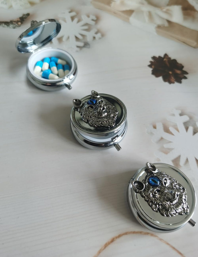 Pill Case with Wolf Head Sign Pill Box, Weekly Travel Pill Organizer | Small Pill Box for Purse, Cute Metal Pill Box Compact Portable Medicine Box, vitamin pill box organizer mini pill case Silver
