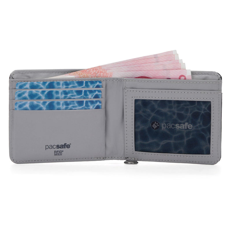 Pacsafe RFIDsafe RFID Blocking Bifold One Size Jet Black