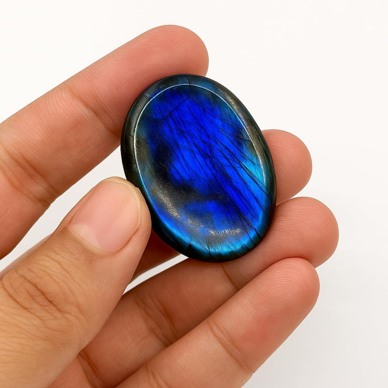[Australia] - Labradorite Worry Stones ‚Äì Crystal Thumb Worry Stone for Anxiety, Stress ‚Äì Relaxing and Soothing Balance Stones for Meditation, Stress Relief ‚Äì Healing Stones and Crystals for Men and Women Labradorite 