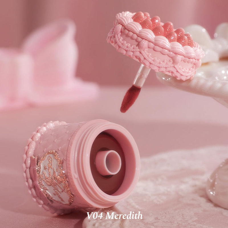 [Australia] - Flower Knows Strawberry Kiss Delight Set 4 Pieces Strawberry Cupid Makeup Gift Kit,Includes Lip Cream,Liquid Blush,Portable Mirror,Powder Puff,Portable Beauty for Women Girls(Strawberry Delight) Strawberry Delight 