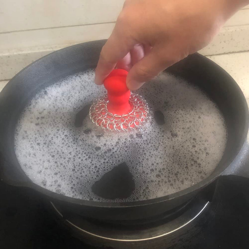 [Australia] - 316 Upgraded Chainmail Scrubber with Silicone Handle Cast Iron Cleaner for Cast Iron Grill Pan Skillet Wok Bakeware Ergonomic to Hold Easy to Use Dishwasher Safe, Scrubber + Scraper + Towel (Red) Red 