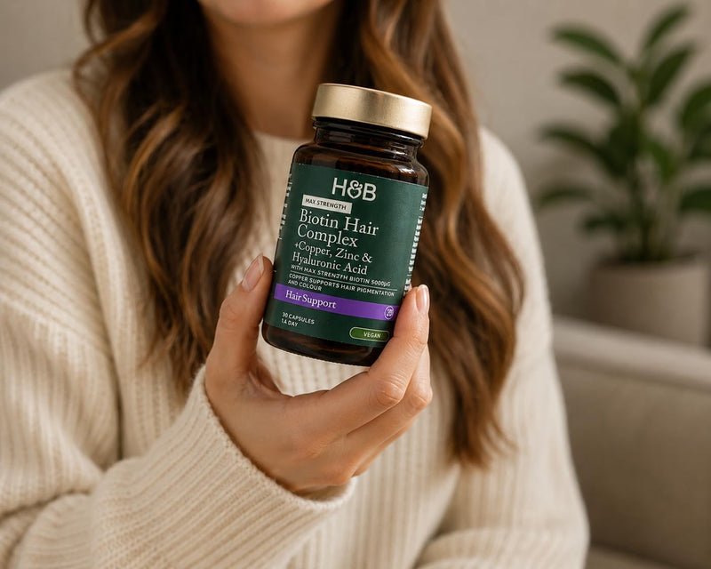 Holland & Barrett Max Strength Biotin Hair Complex 5000µg – with Copper, Zinc & Hyaluronic Acid – Hair Growth & Pigmentation Support – Vegan – 30 Capsules, 1 Month Supply
