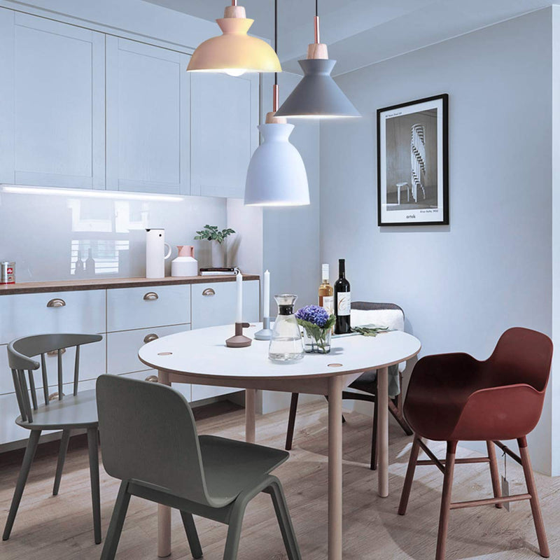 [Australia] - LE LED Light Bulbs 60 Watt Equivalent, 9W 800 Lumens Non-Dimmable, Daylight White 5000K, A19 E26 Standard Medium Base, 10000 Hour Lifetime 5 Count (Pack of 1) 