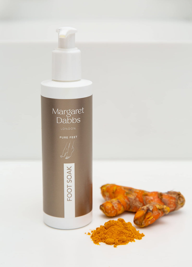 [Australia] - Margaret Dabbs London Pure Reviving Foot Soak for Aching and Tired Feet and Ankles with Buriti Oil and Turmeric Extract 200ml 