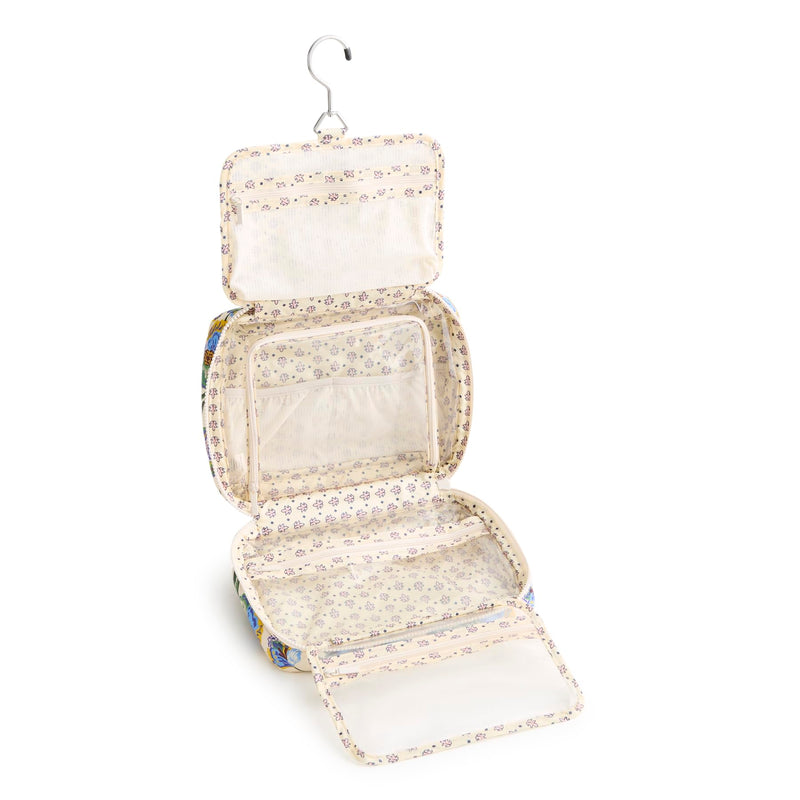 Vera Bradley Women's Featherweight Hanging Organizer – Travel Makeup Bag & Toiletry Storage – Gardenia Garden