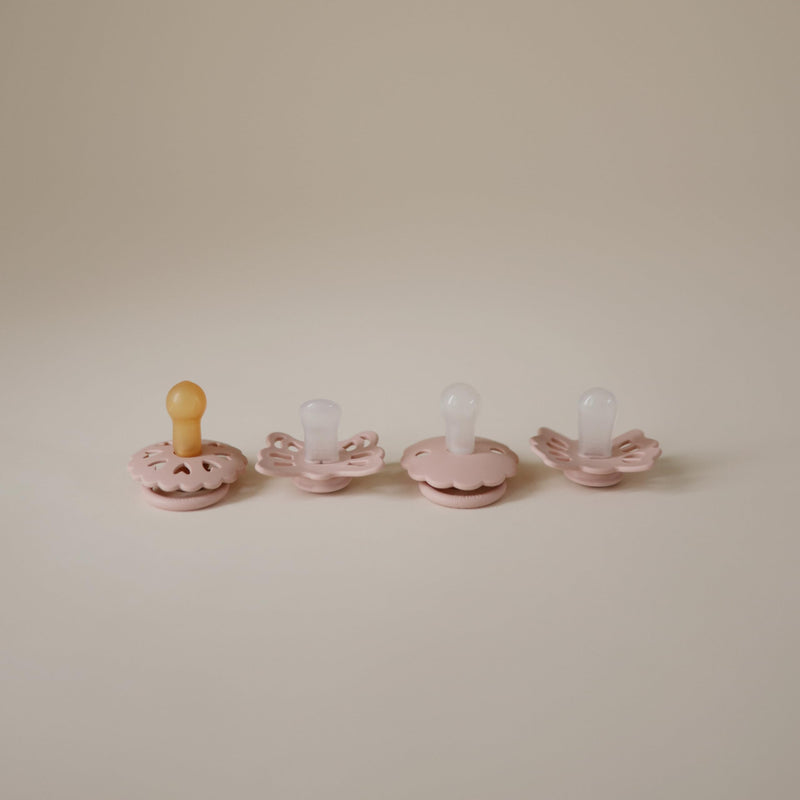 [Australia] - FRIGG Baby's First Pacifier Set | Floral Heart 4-Pack | Made in Denmark | BPA-Free (Blush, 0-6 Months) Blush 