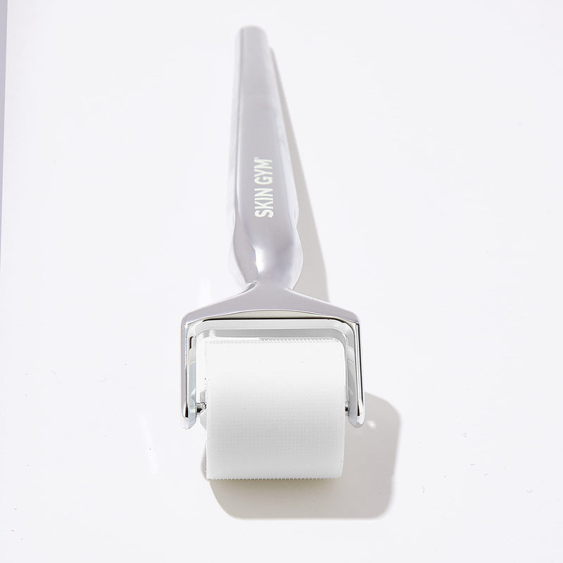 SKIN GYM Microfusion Dissolving Hyaluronic Roller, Non-Invasive Microneedling Alternative, 3000+ Hyaluronic Acid & Peptide Tips for Smooth, Supple, Youthful Skin, Includes 1 Tool + 3 Roller Heads