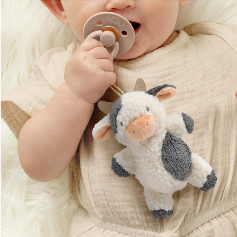 [Australia] - Itzy Ritzy Pacifier & Lovey Set - Natural Rubber Pacifier with Stuffed Animal Lovey - Detachable Plush Cow Binky Holder & Coordinating Natural Rubber Binky, Ideal for Ages 0-6 Months (Cow) 1 Count (Pack of 1) 