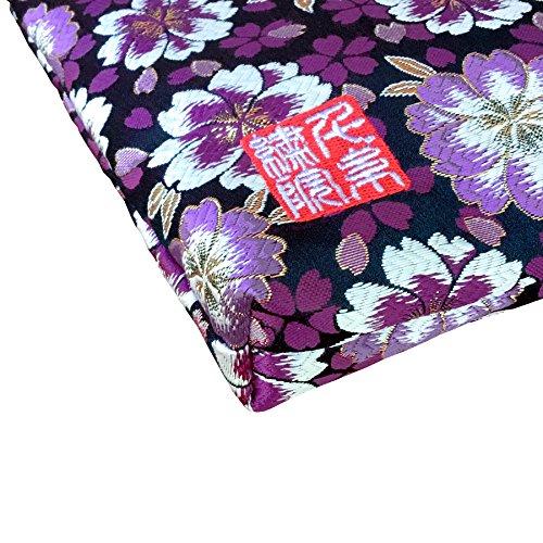 千糸繍院 Brocade zipper pouch, lined with Nishijin brocade, size M. (Kuromurasakiyaezakura)