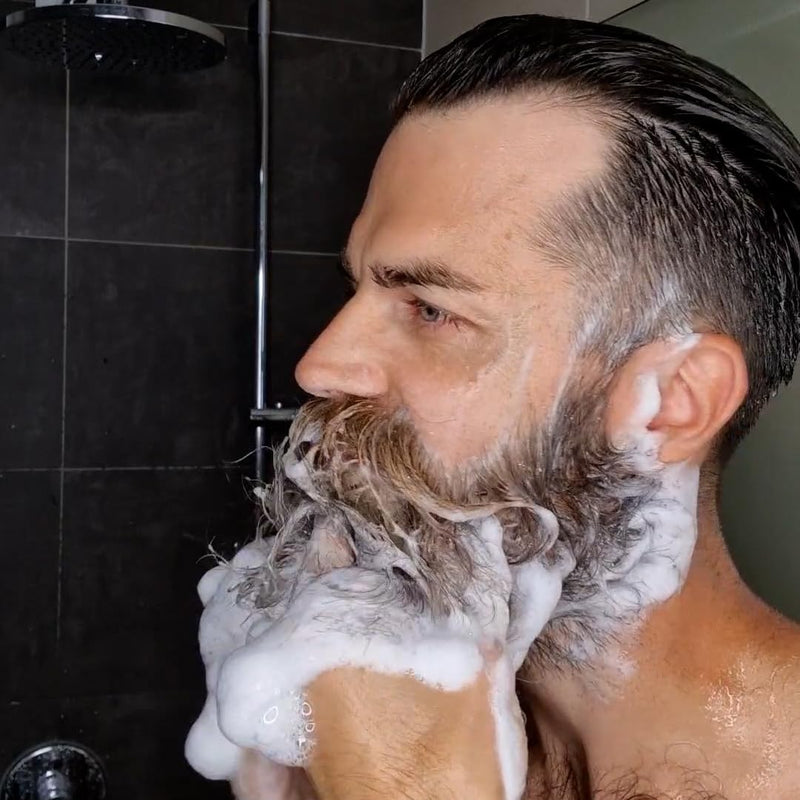 [Australia] - Störtebekker® Premium Beard Shampoo for Men - 200ml Beard Shampoo for Daily Beard Care - Optimal Cleansing and Care for the Beard - Rich Foam - Beard Wash for Men - Gift Idea 