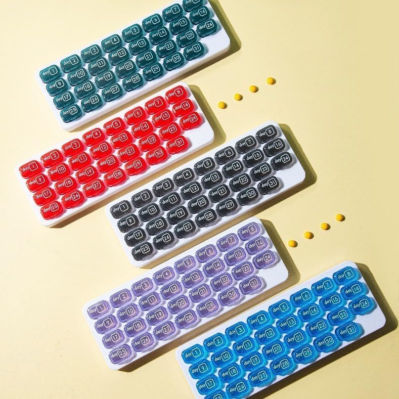 31 Day Pill Organizer for Daily Medicine/Vitamin/Supplement, Black | Portable monthly Pill Medicine case Box Holder for Daily Supplement Fish Oils/Adults Seniors/Family/Travel