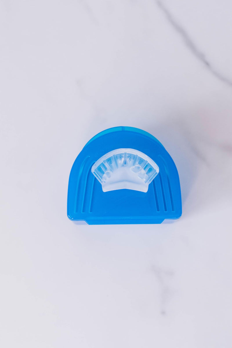 [Australia] - SmartGuard Dental Guard 4 Guards and Cleaning case Front Tooth Custom Anti Teeth Grinding Night Guard for Clenching Dentist Designed Bruxing Splint Mouth Protector for Sleep 
