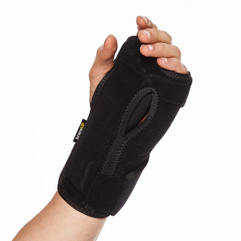 BraceUP Carpal Tunnel Wrist Brace Night Support Lightweight Splint with Cushioned Pads, Night Sleep Wrist Support Brace for Pregnancy, Hand Support, and Tendonitis Arthritis Pain Relief One Size