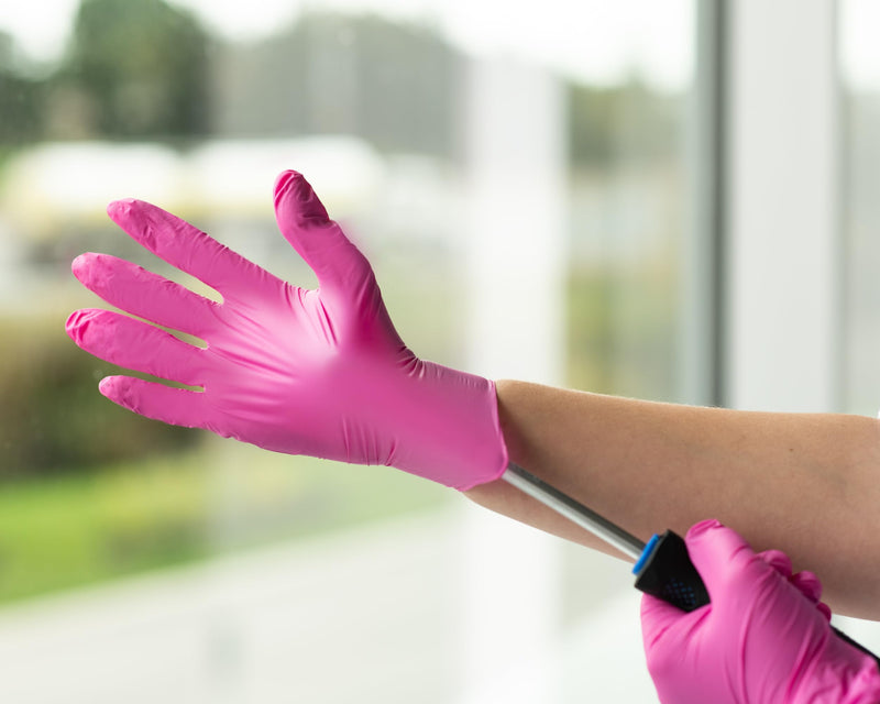 [Australia] - FRAMAR Pink Gloves Disposable Latex Free – Pink Nitrile Gloves Medium, Latex Free Gloves Medium, Plastic Gloves Disposable, Guantes de Nitrilo, Cleaning Gloves Medium, Non Latex Gloves Medium. 