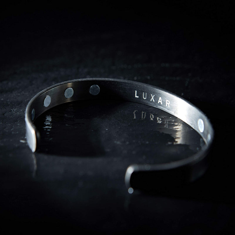 [Australia] - LUXAR Men's/Women's Magnetic Therapy Bracelet | Solid Titanium or Solid Copper | Sophisticated Solid Titanium Bangle with Rare-Earth Neodymium Magnets Large Gunmetal Gray [Men's] 