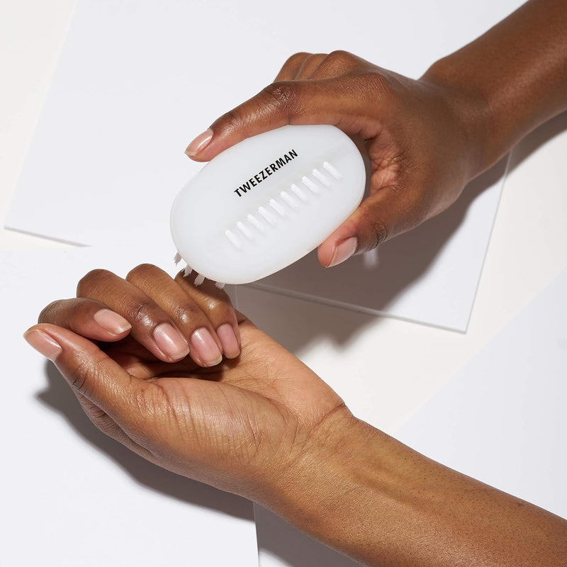 [Australia] - TWEEZERMAN Dual nail brush with two bristles, cleaning brush for hands, strong and robust, white nail brush 