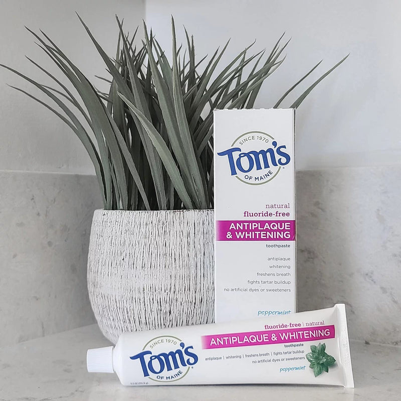 [Australia] - Tom's of Maine Fluoride-Free Antiplaque & Whitening Toothpaste, Peppermint (5.5 oz., 4 pk.) 