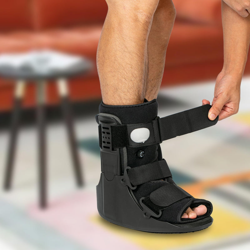 [Australia] - Air Walking Boot, Fracture Boot Short Walker Protection Fits Left or Right Foot Ankle Support for Injuries Fractures Sprains Black M Medium 