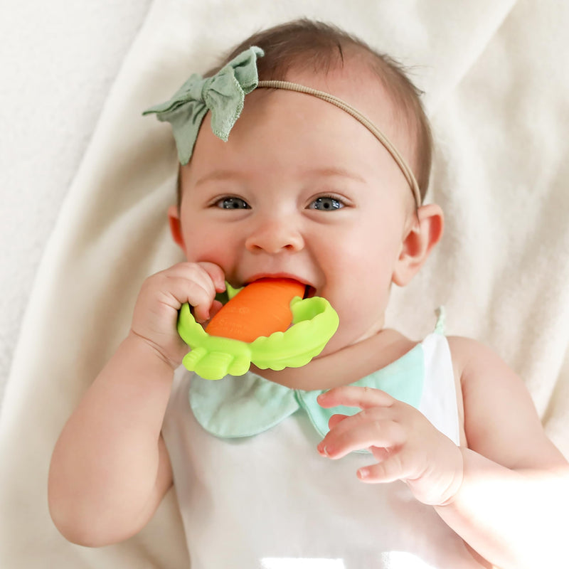 [Australia] - Infantino Lil' Nibbles Textured Silicone Baby Teether - Sensory Exploration and Teething Relief with Easy to Hold Handles, Orange Carrot, 0+ Months 
