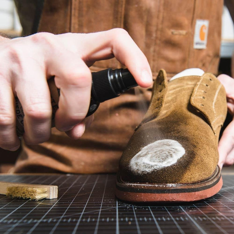 [Australia] - Otter Wax Suede and Nubuck Leather Cleaner | 5oz | All-Natural | Color Safe | All-Purpose Blemish Removal and Surface Conditioner 