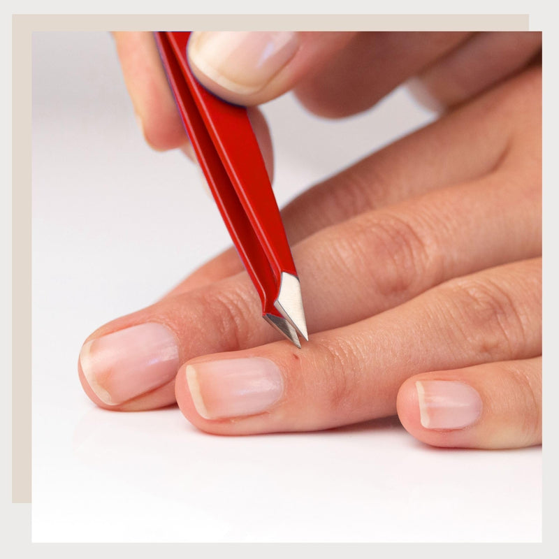 [Australia] - REMOS tweezers set 3 pieces with eyebrow, splinter and combination tweezers in red 