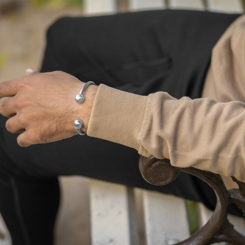 [Australia] - MagnetRX® Magnetic Bracelet Cuff - Twisted Cable Stainless Steel Bangle Magnetic Bracelets - Elegant Golf Bracelet Men & Women (Silver | Medium) Silver Medium (Pack of 1) 