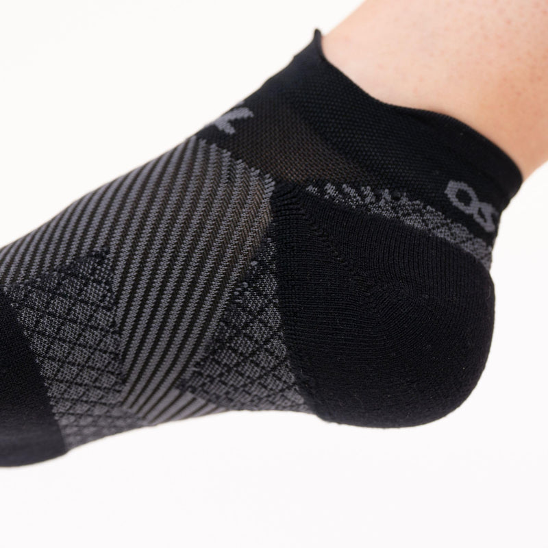 OrthoSleeve Orthotic Plantar Fasciitis Socks helps prevent plantar fasciitis relieves heel and arch pain Small White No-Show