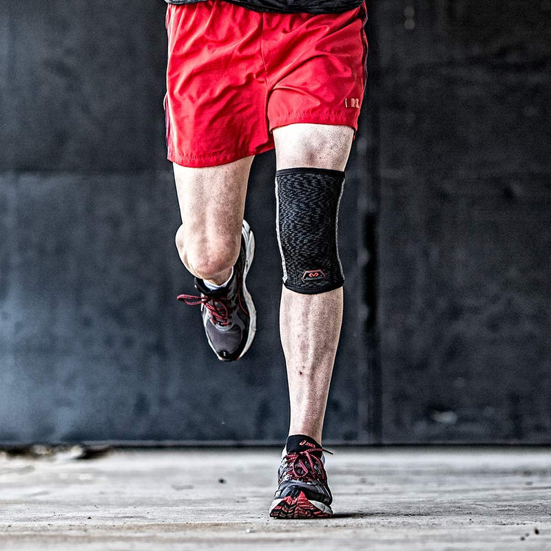 [Australia] - McDavid MD5213-01-35 HyperBlend Knee Sleeve w/Gel & Stay XL Multi X-Large 