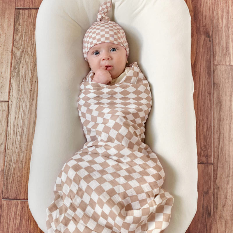 [Australia] - LifeTree Muslin Swaddle Blankets Neutral, Baby Swaddling Wrap Nursery Blanket for Boys & Girls Unisex, Soft 70% Viscose from Bamboo and 30% Cotton, Large 47 x 47 inches, Bear & Checkered Coffee 