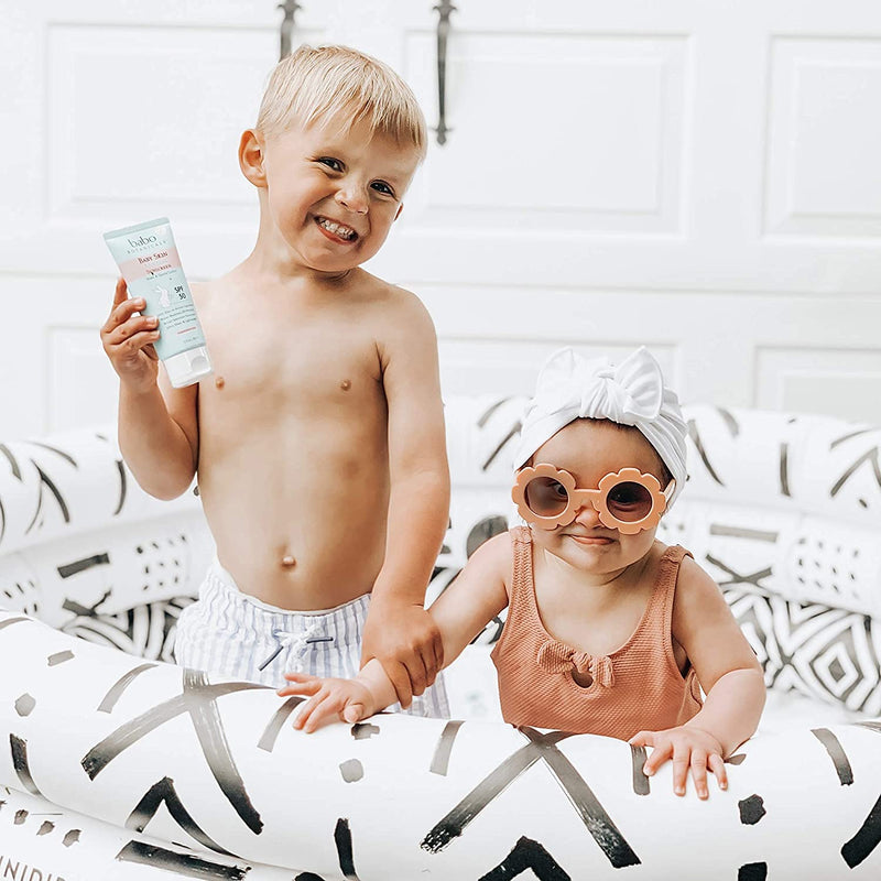 [Australia] - Babo Botanicals Sensitive Baby Mineral Sunscreen Stick SPF 50-70% Organic Ingredients - Zinc Oxide - NSF & Made Safe Certified - EWG Verified - Water Resistant - Fragrance-Free - for Babies & Kids 0.6 Ounce (Pack of 1) 