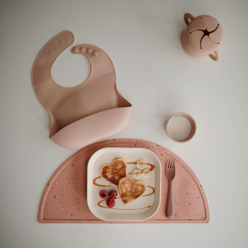 [Australia] - mushie Silicone Snack Cup | Spill Proof Food Container for Toddler and Baby (Blush) Blush 