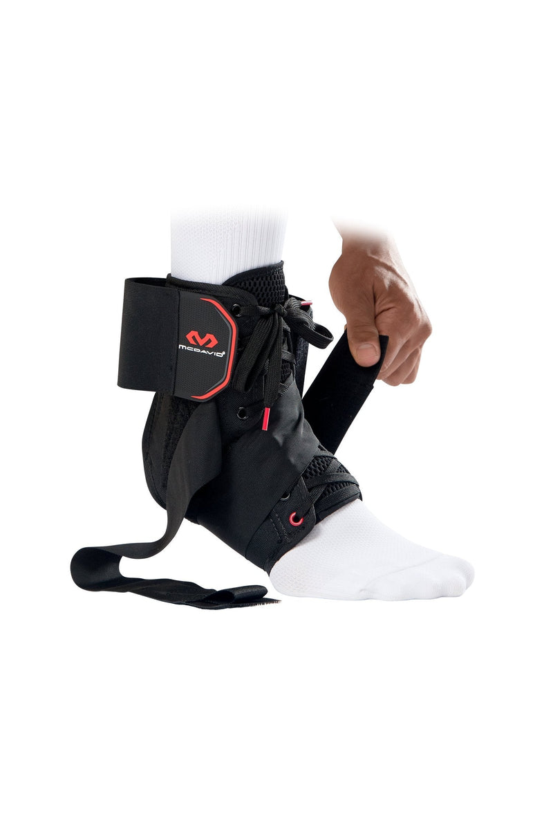 [Australia] - McDavid Ankle Brace w/Cross Straps, Maximum Support, Comfortable Compression & Breathable Design, Injury Recovery Large 