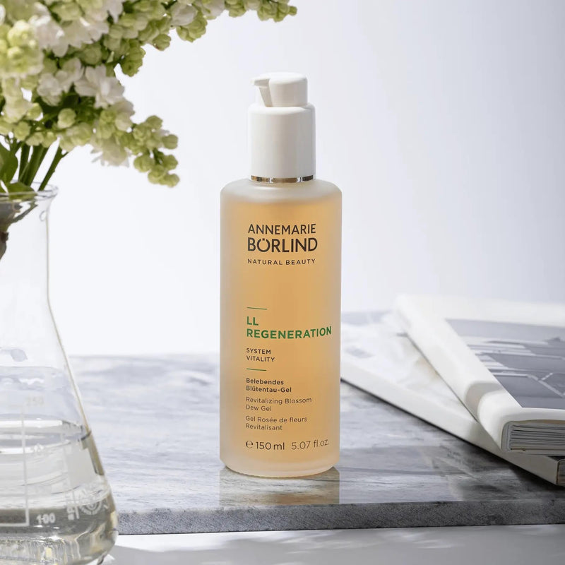 ANNEMARIE BÖRLIND – LL Regeneration Revitalizing Blossom Dew Gel – Sustainably Sourced Natural Facial Toner to Strengthen The Skin with Intense Moisture – Step 2 of 5-5 Oz 5.07 Fl Oz (Pack of 1)