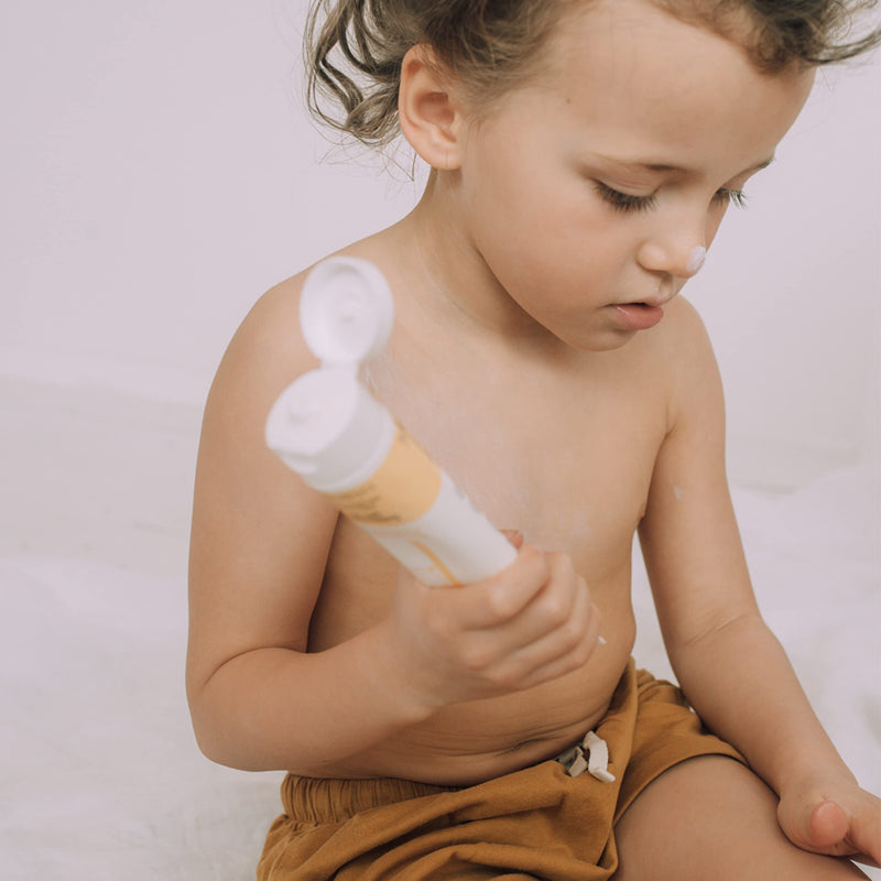 [Australia] - Naïf mineral-based sun cream - for babies and children - SPF 30 - UVA and UVB protection - dermatologically tested - without microplastics - 100ML 100 ml (pack of 1) SPF30 